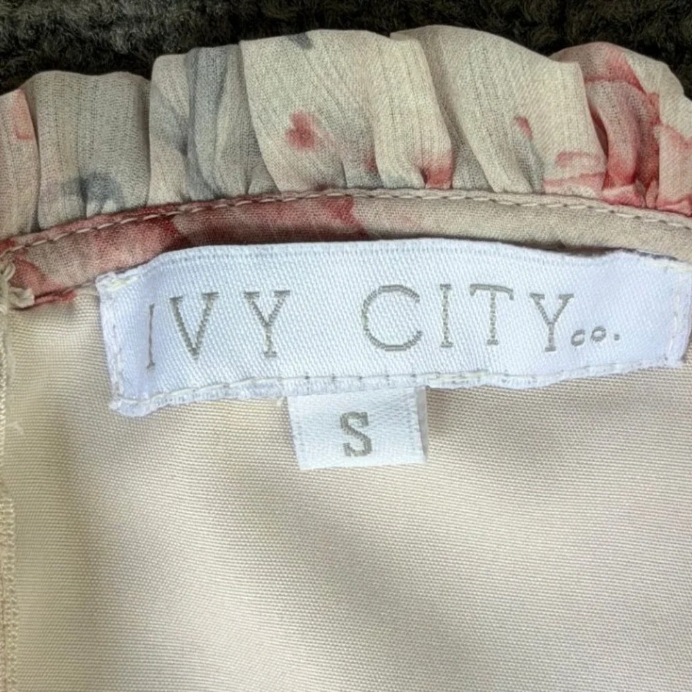 Ivy City Co Floral Tiered Maxi Dress Pink Cream Ruffle Smocked Long Sleeve S - Picture 2 of 6